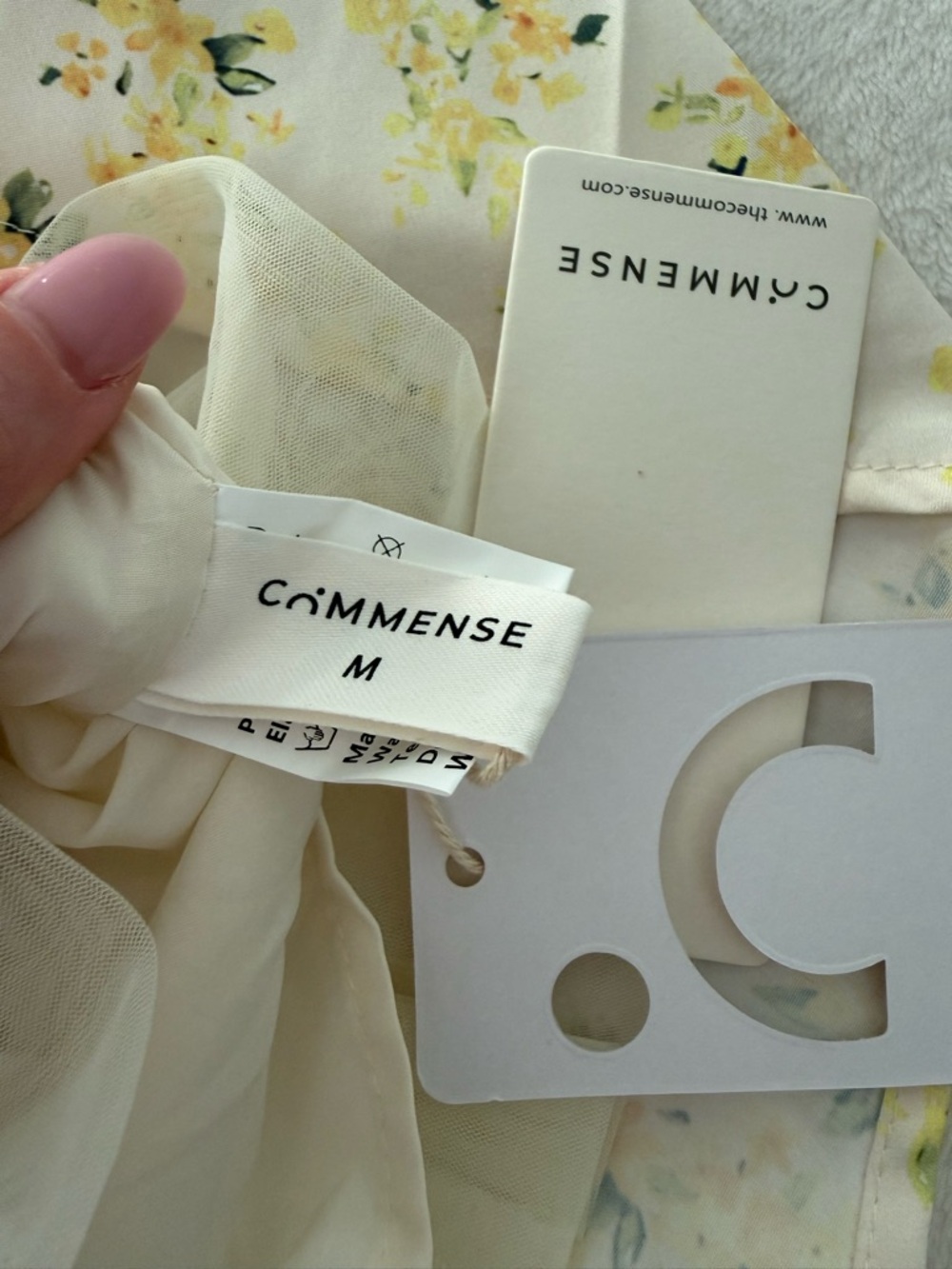 Commense | Yellow Floral Dress | Size Medium - Picture 3 of 4